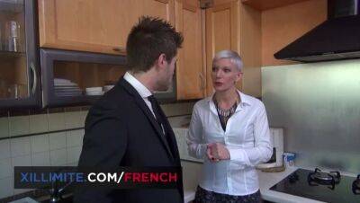 Sexy short hair milf gets sodomized in her kitchen - porntry.com - France