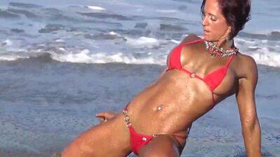 Tanned And Sultry Fitness Mom Toni Andra 4 - upornia.com - Usa