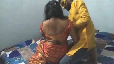 Desi India - Desi Indian Beautiful Milf Bhabhi Fucked By Her Husband At Karwa Chouth - hclips.com - India