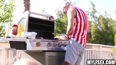 Busty Bikini Milf Gets Served A Dick On A Bun At July 4 Bbq With Richelle Ryan - hotmovs.com